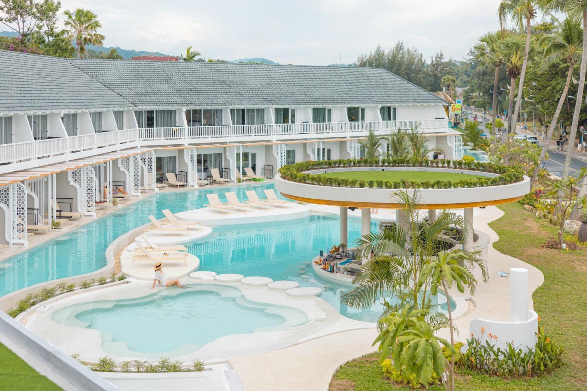 Thavorn Palm Beach Resort Phuket Karon Exterior photo