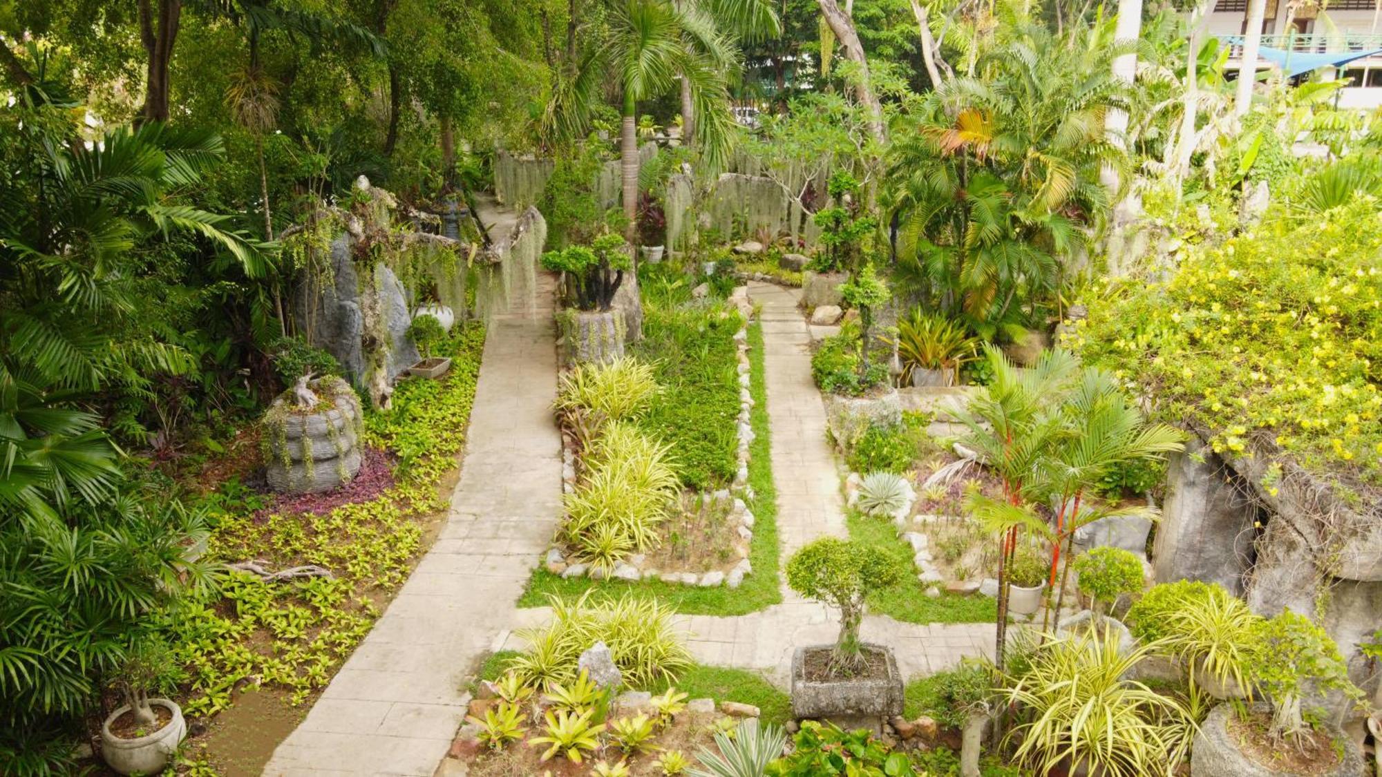 Thavorn Palm Beach Resort Phuket Karon Exterior photo